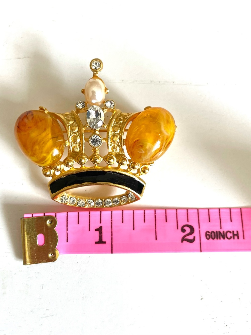 Vintage Coronation Crown Brooch Pin Amber Lucite Cabochons Rhinestone Faux Pearl - Picture 6 of 7